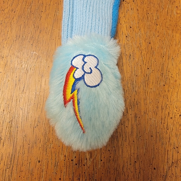 Flipeez My Little Pony Rainbow Dash Toboggan Hat Beanie - Picture 4 of 4